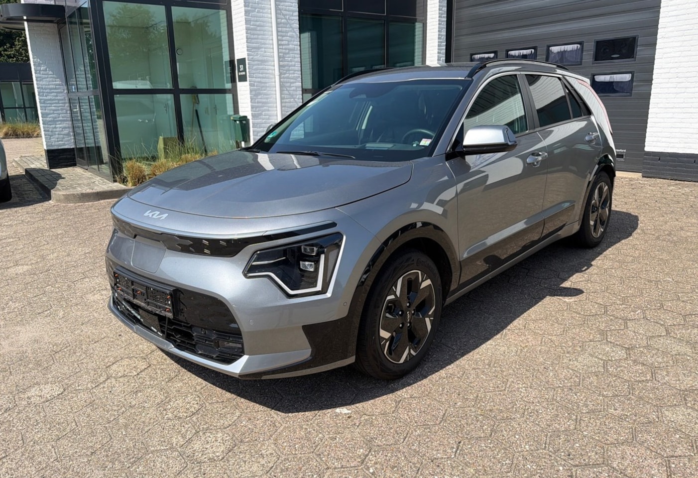 Kia Niro EV - DynamicPlusLine 64.8 kWh ACC l CAMERA l TREKHAAK! - AutoWereld.nl