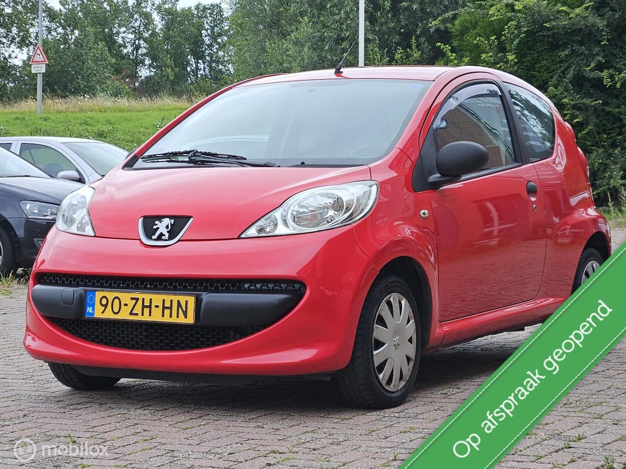 Peugeot 107 - 1.0-12V XR stuurbekrachtiging nap 3e eigenaar - AutoWereld.nl