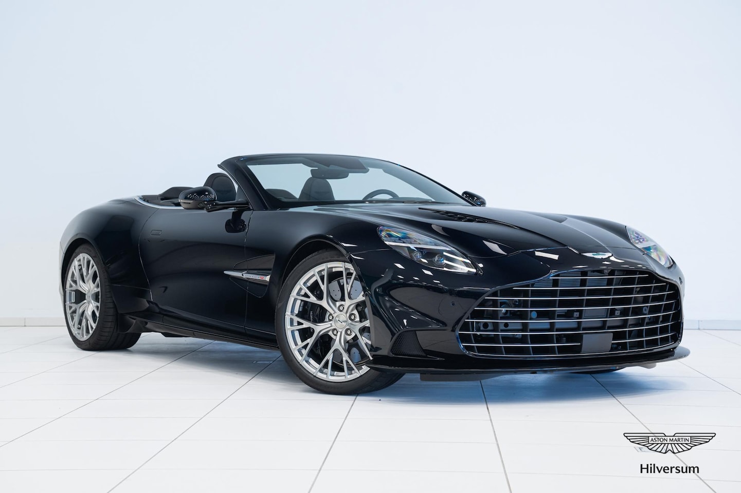 Aston Martin Vanquish Volante - | NEW 2026 | Incl. BPM | - AutoWereld.nl