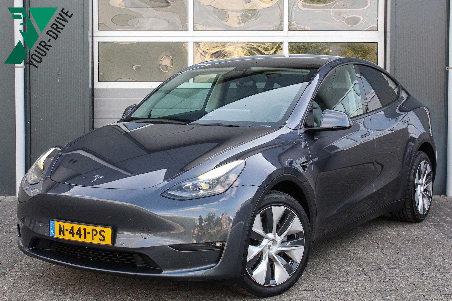 Tesla Model Y - Long Range AWD 75 kWh | Premium Interieur & SOH 90,1% | Nette origineel Nederlandse Tesla - AutoWereld.nl