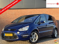 Ford S-Max - 2.0EB PLATINUM | NAVI | PANODAK | TREKHAAK