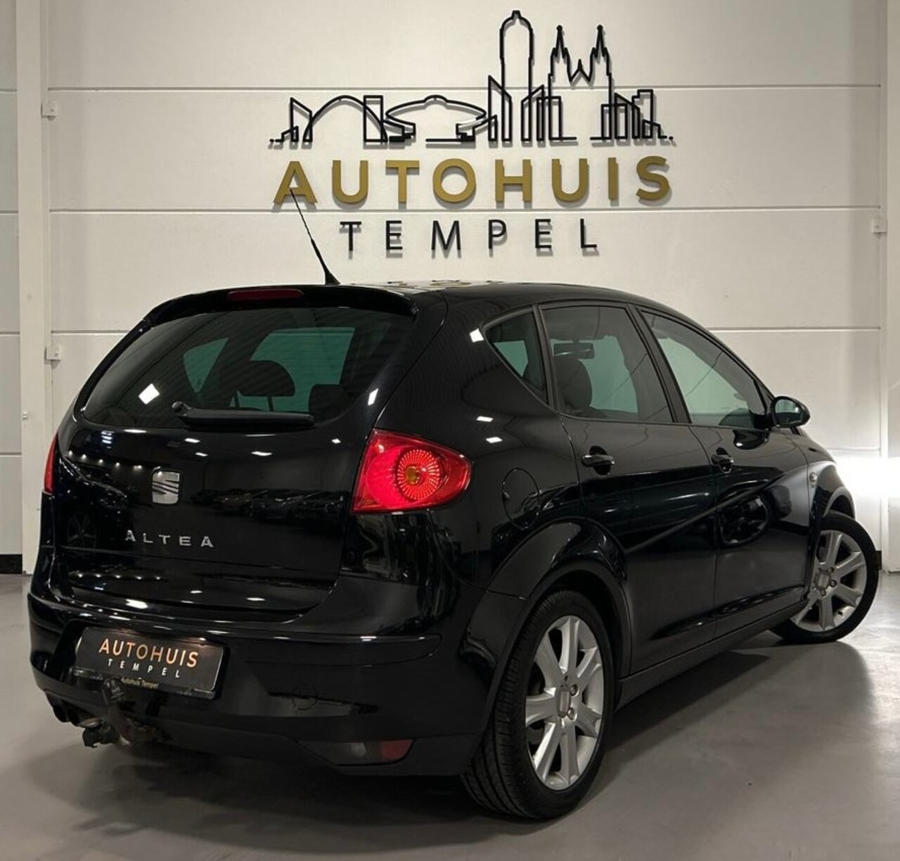 SEAT Altea - 1.4 TSI Dynamic Style 1e Eiganaar Nap Airco Cruise Climate Trekhaak Parkeersensoren - AutoWereld.nl