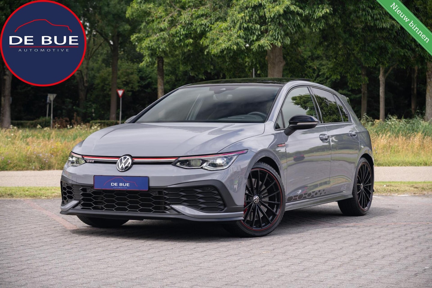 Volkswagen Golf - 2.0 GTI 301PK Clubsport 45 Jahre|Akrapovic|Panoramadak|HUD|IQ-Light|Nardo/Moonstone Grey|D - AutoWereld.nl