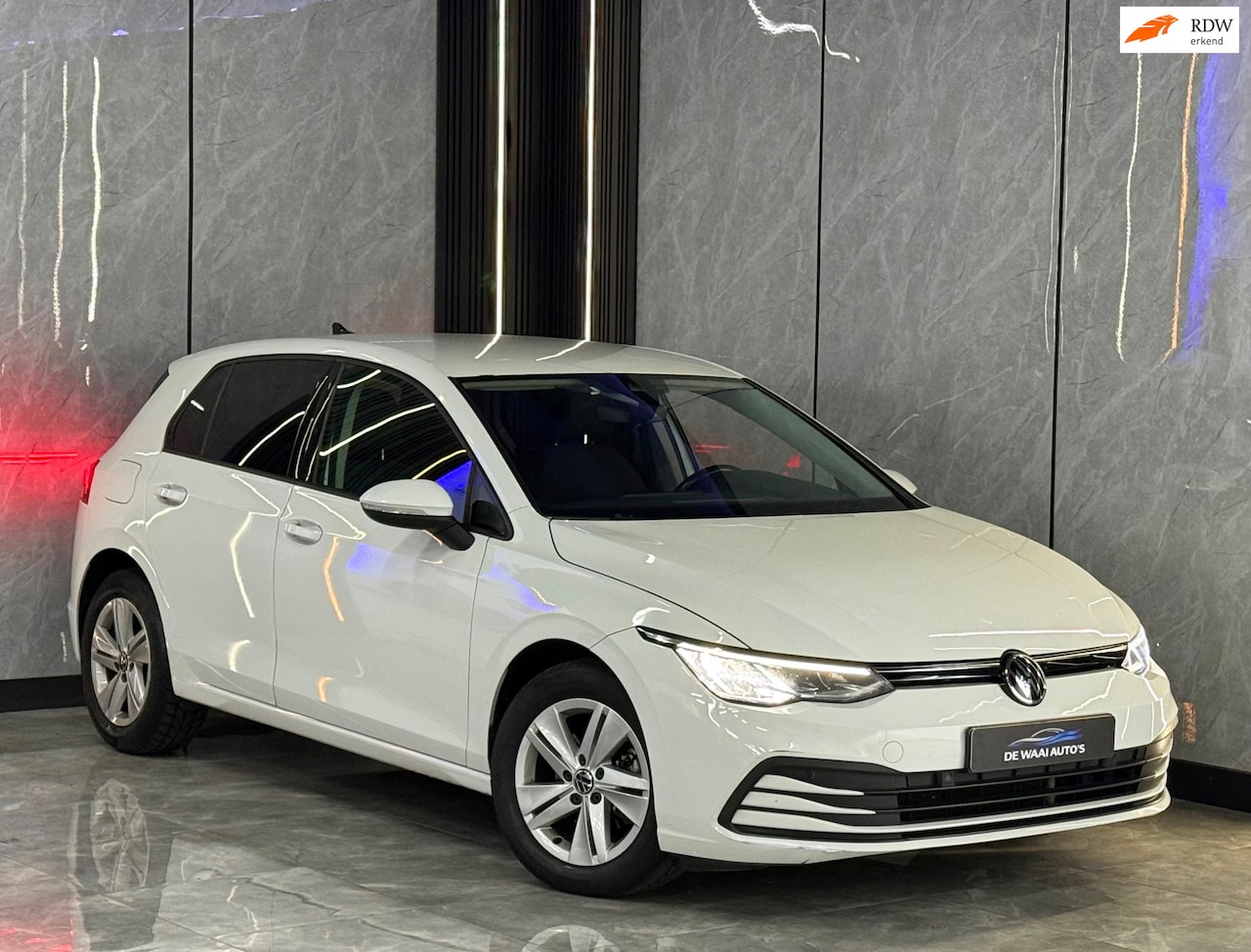 Volkswagen Golf - 2.0 TDI |Stoelverw|ACC|Lane Asisst|Stuurverw|CarPlay|Sfeer|LED| - AutoWereld.nl