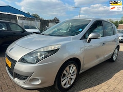 Renault Scénic - Scénic 1.6 Celsium CLIMA/ CAMERA/ NAVI/ TREKHAAK/ EERSTE EIGENAAR