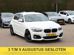 BMW 1-serie - 118i Edition M Sport Shadow High Exe. / Leder / Navigatie / Parkeerhulp achter / Keyless /