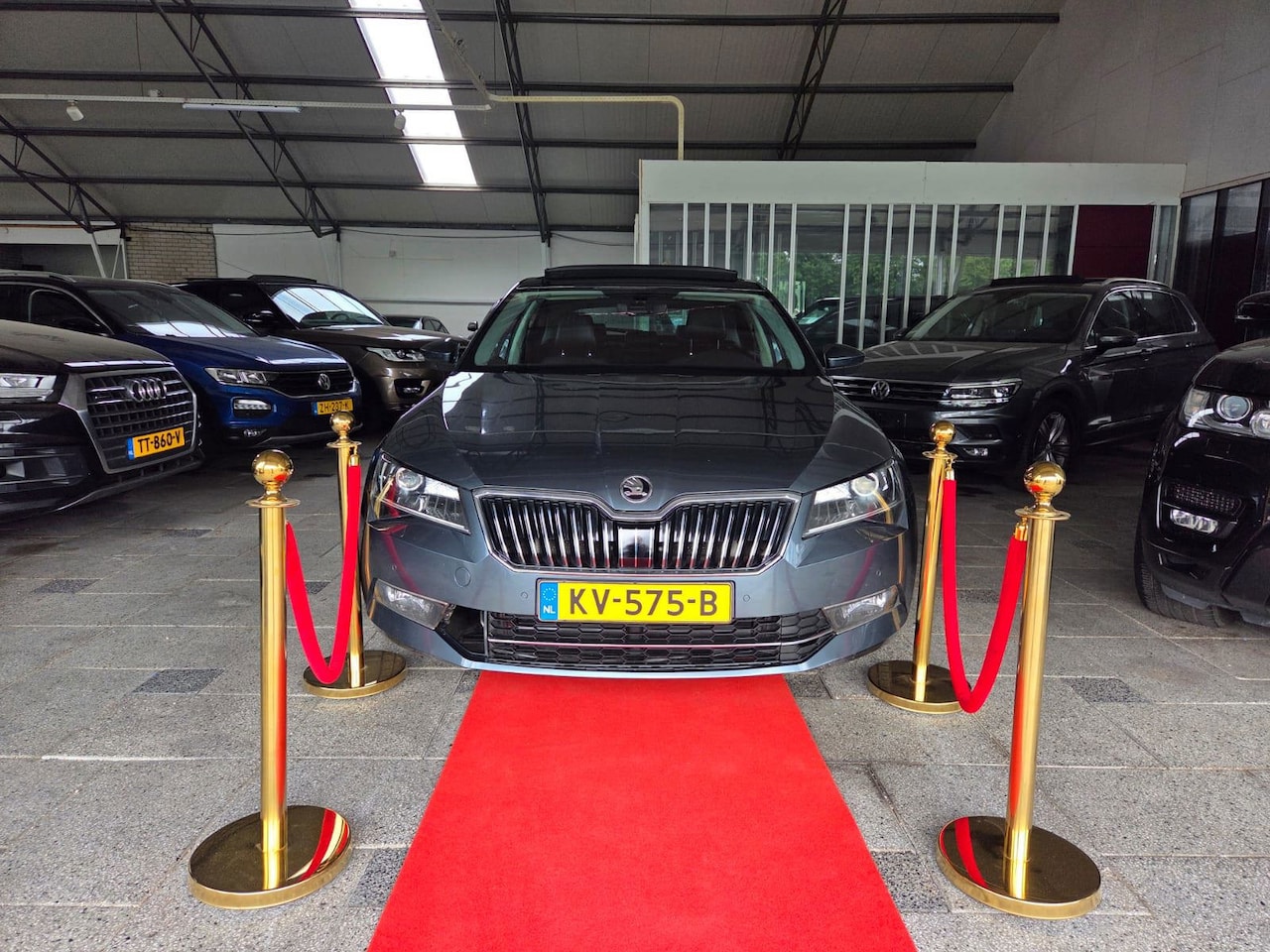 Skoda Superb - TDI PANORAMA DSG AUTOMAAT !! - AutoWereld.nl