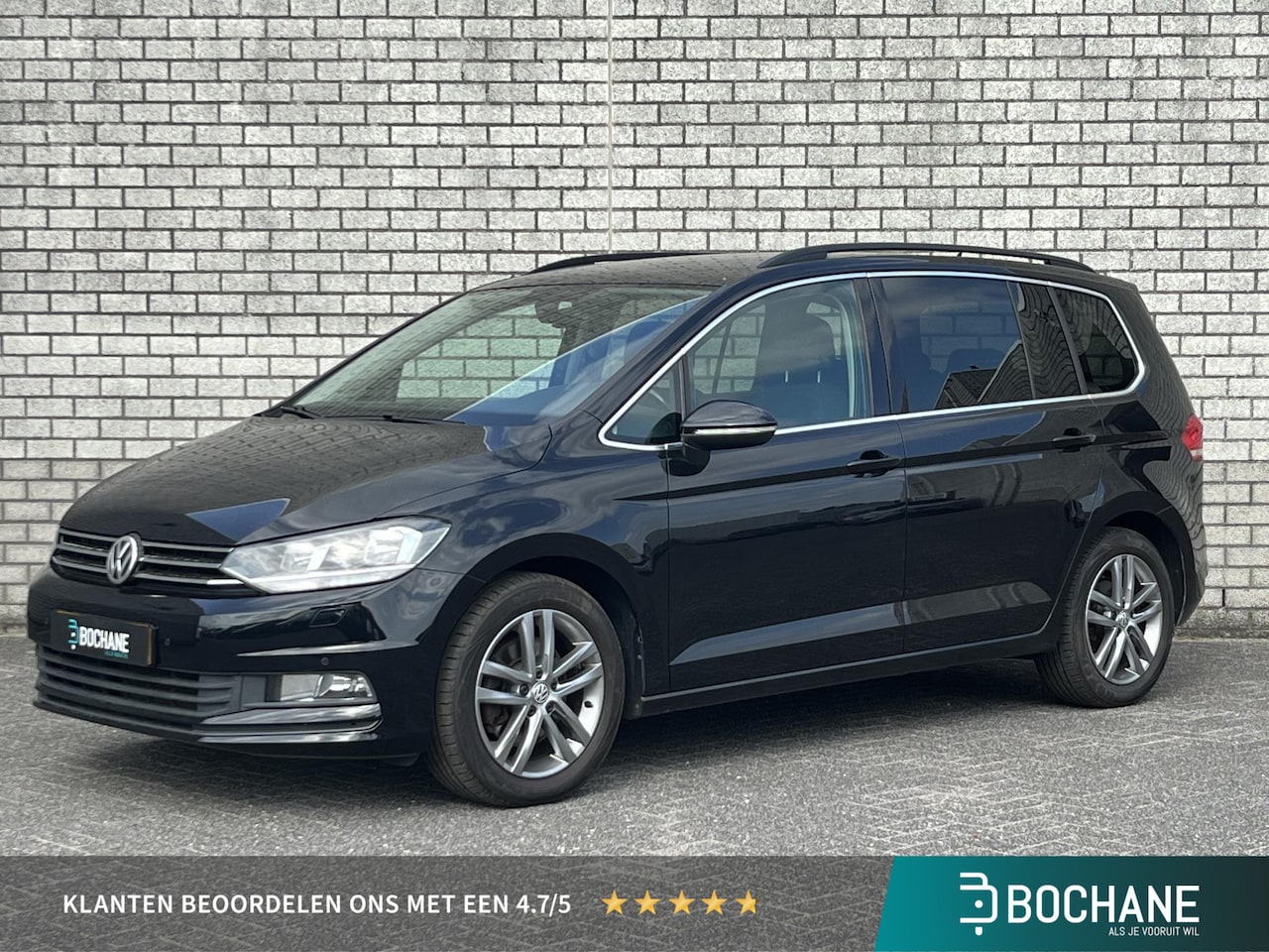 Volkswagen Touran - 1.4 TSI Highline Business R 7p | Trekhaak | Parkeersensoren V+A | Stoelverwarming | Apple - AutoWereld.nl