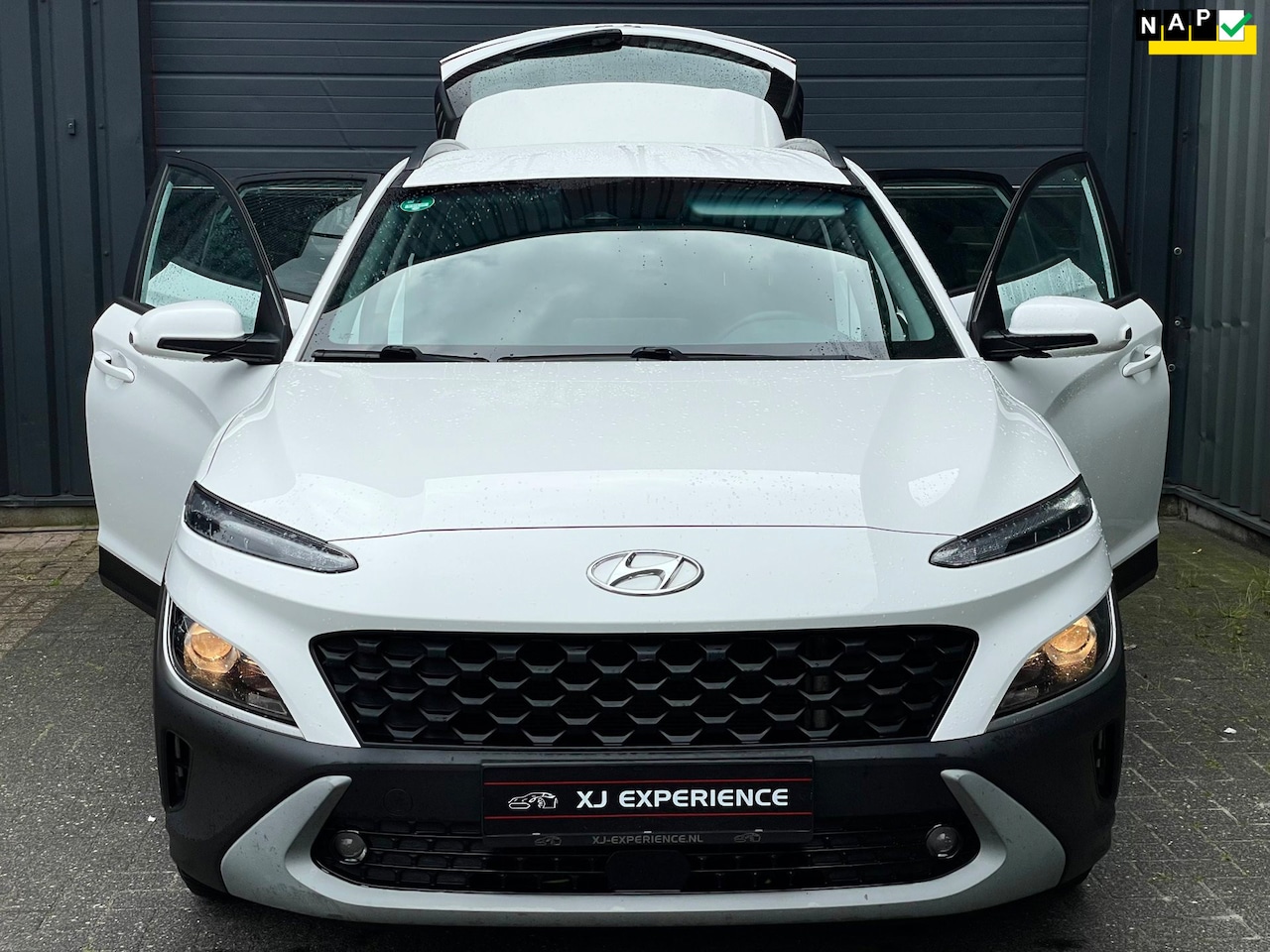 Hyundai Kona - 1.0 T-GDI Comfort Smart AIRCO NAVI CAMERA BTW 1e EIGENAAR - AutoWereld.nl
