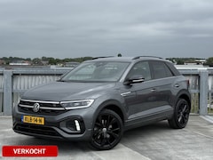 Volkswagen T-Roc - 1.5 TSI R-Line | Black Style | IQ | Beats | Trekhaak | 19" inch