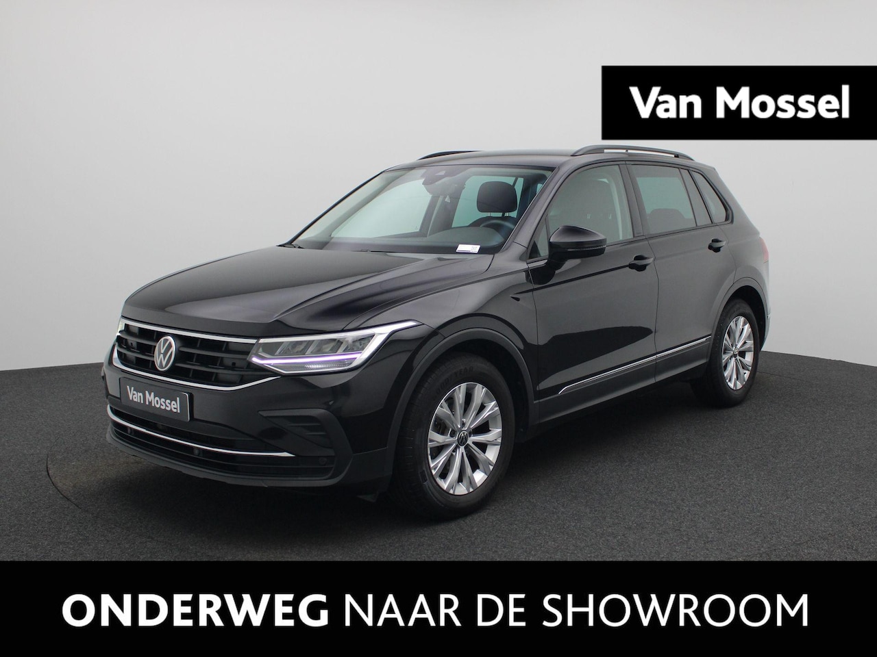 Volkswagen Tiguan - 1.5 TSI Life | Automaat | LMV | Climate control | Camera | Stoel/Stuur verwarming | Naviga - AutoWereld.nl