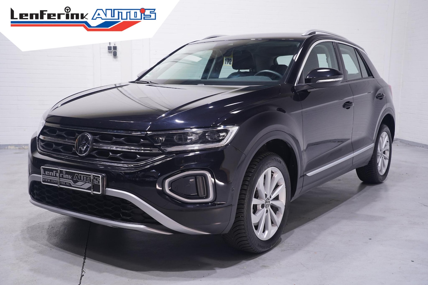 Volkswagen T-Roc - 2.0 TDI Style 4Motion Navi Apple Carplay Achteruitrijcamera Stoelverwarming ACC PDC Parkee - AutoWereld.nl