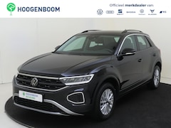 Volkswagen T-Roc - 1.5 TSI Life | Achteruitrijcamera | Adaptieve cruise control | Stoel- en stuurwielverwarmi