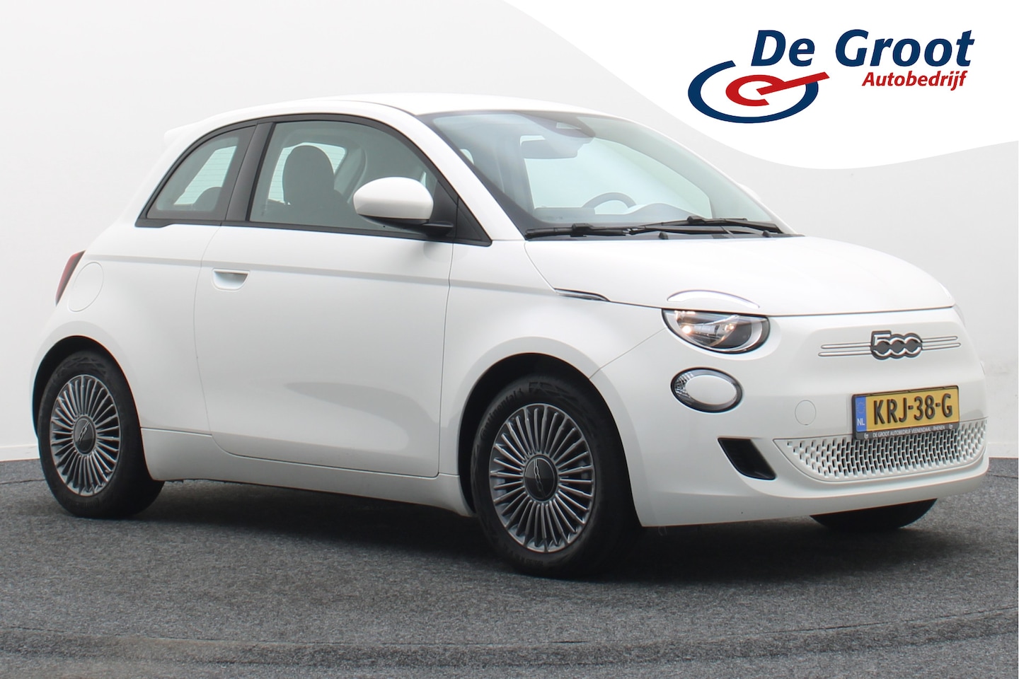 Fiat 500e - Icon 42 kWh Virtual Cockpit, Cruise, Apple Carplay, Lane Assist, Climate, DAB, LED, 16'' - AutoWereld.nl