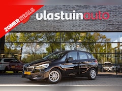 BMW 2-serie Active Tourer - 218i High Executive , Trekhaak, Navigatie, Stoelverwarming,