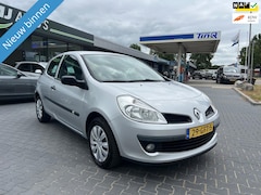 Renault Clio - 1.2-16V SPECIAL LINE AIRCO ELEKTR-R