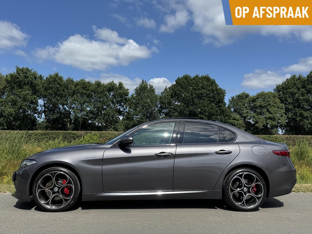 Alfa Romeo Giulia - 2.0t Q4 Veloce, Pano, Harman Kardon,19 inch - AutoWereld.nl