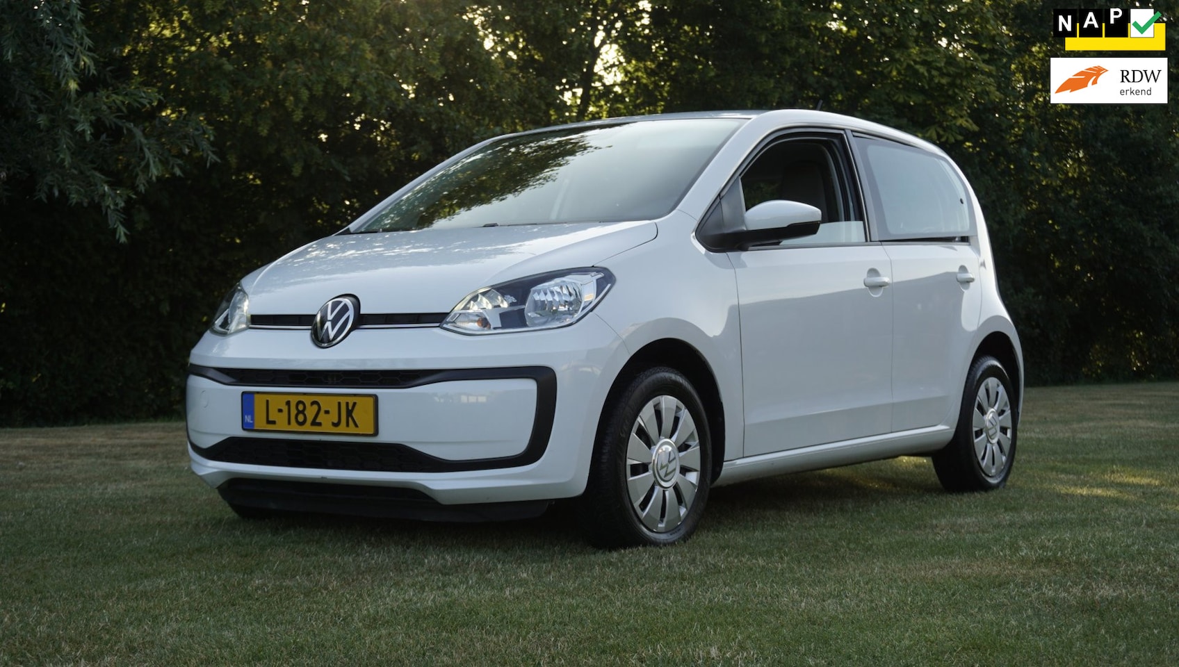 Volkswagen Up! - 1.0 5drs Airco blue tooth - AutoWereld.nl