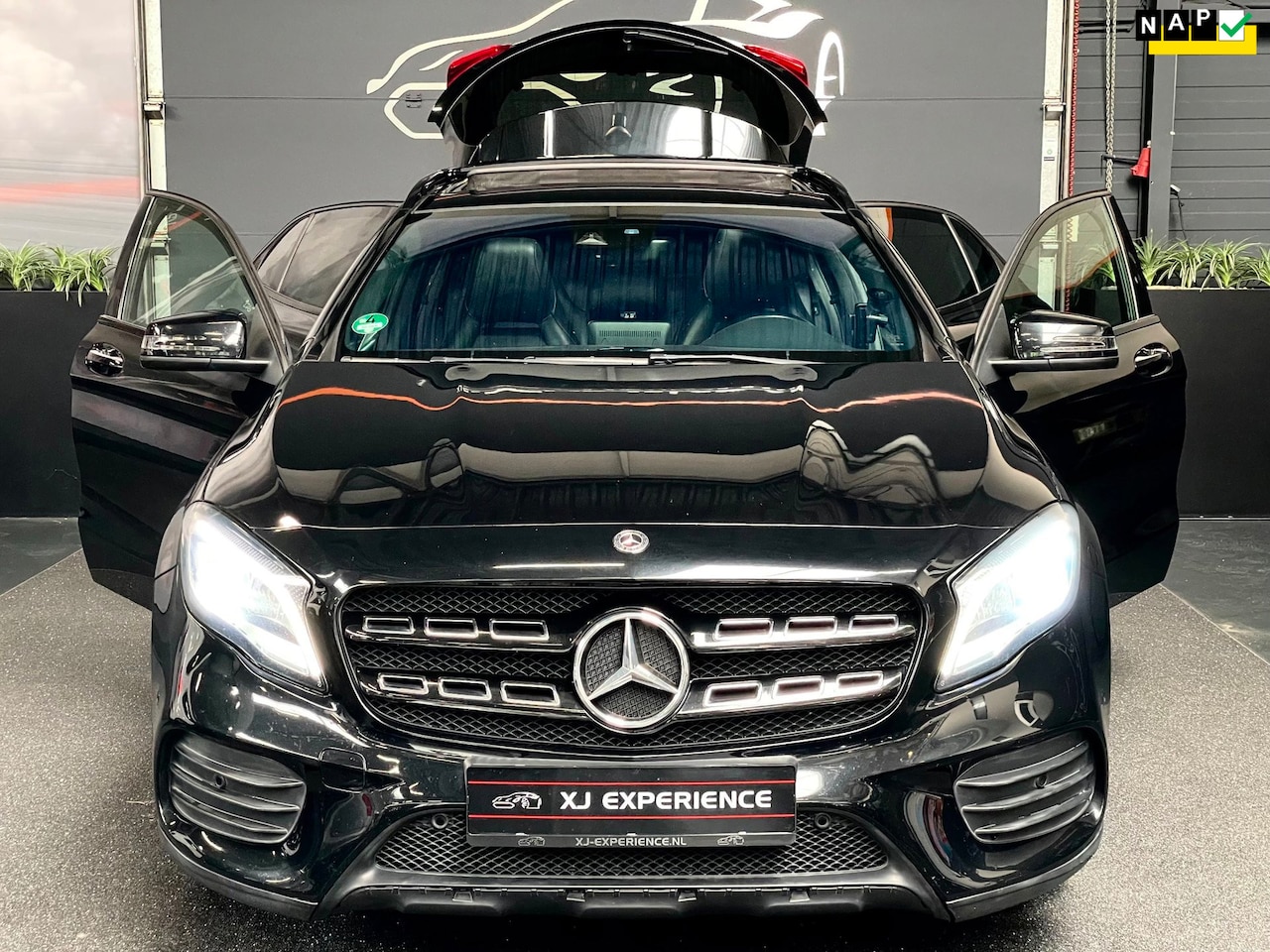 Mercedes-Benz GLA-Klasse - 250 FACE-LIFT AMG PANO NAVI AIRCO 250 PK - AutoWereld.nl