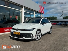 Volkswagen Golf - 1.5 eHybrid GTE|BlackStyle|IQ Light|360camera|Stoelverw|Ambient|Bergamo Velgen|