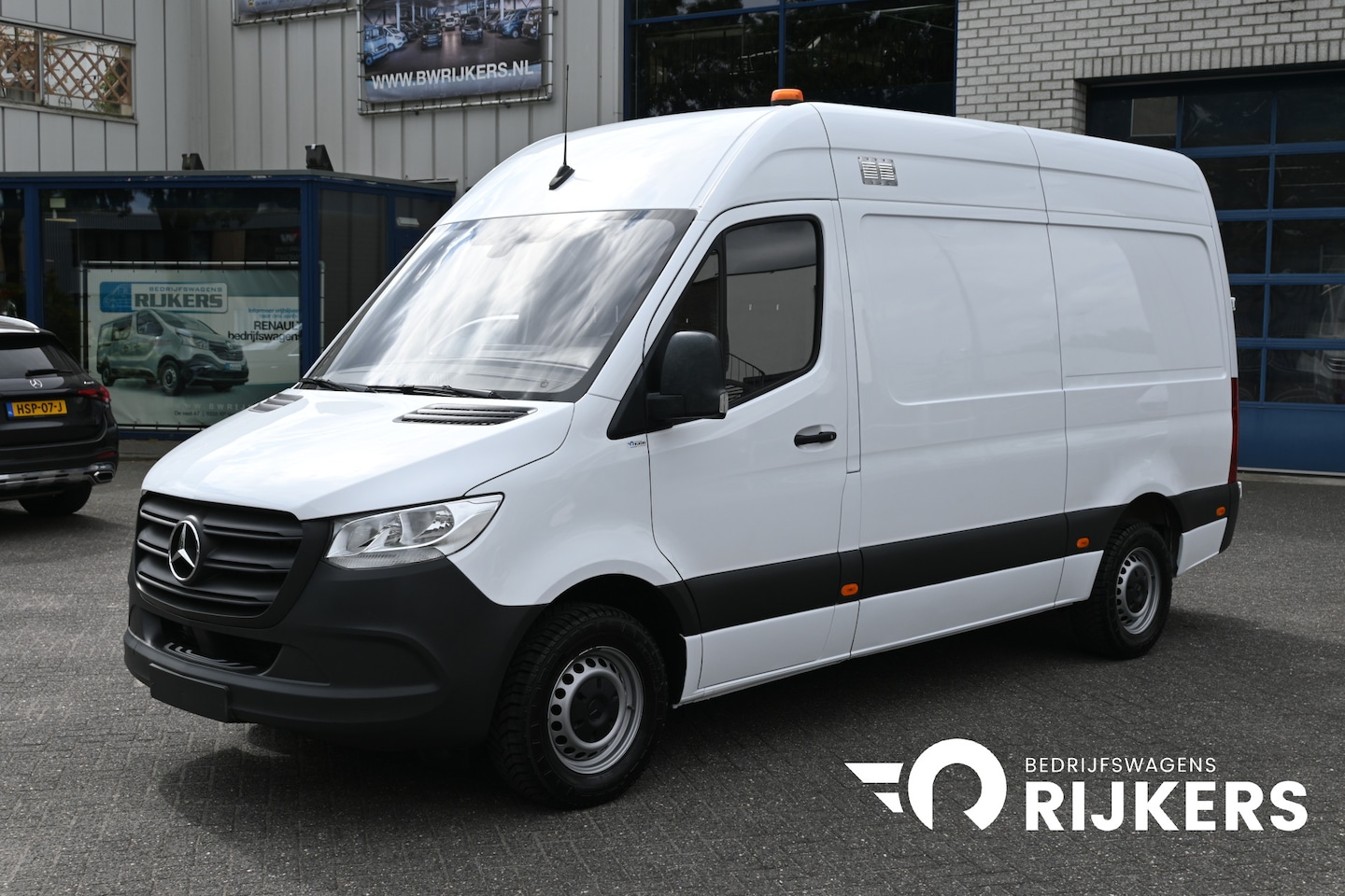 Mercedes-Benz Sprinter - 315 CDI L2H2 RWD Werkplaats inrichting, Geveerde stoel, Camera - AutoWereld.nl