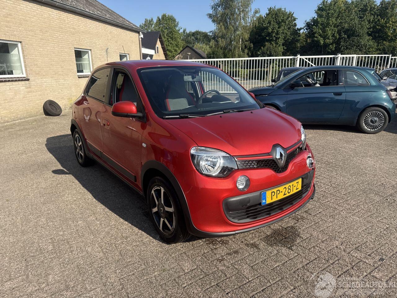 Renault Twingo - 1.0 SCe Collection REST BPM €300,-!!! - AutoWereld.nl