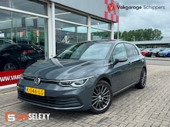 Volkswagen Golf - 1.5 TSI Life Business |Pano dak|Ambient lighting|Camera|Carplay|Full LED