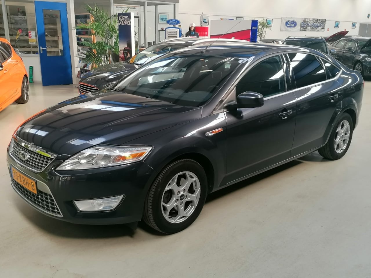 Ford Mondeo - 2.0-16V Limited 2.0-16V Limited - AutoWereld.nl