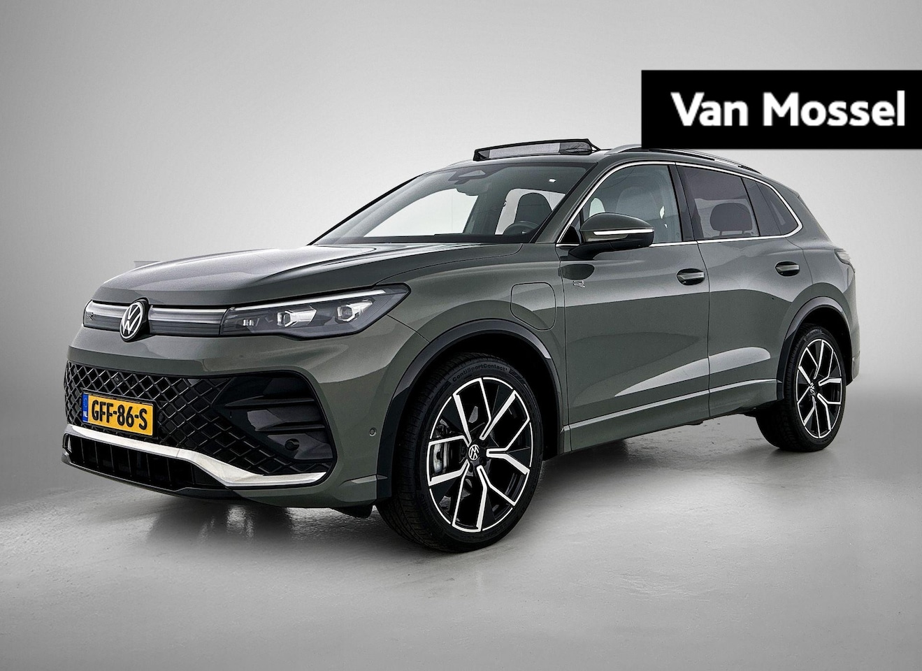 Volkswagen Tiguan - 1.5 eHybrid R-Line Business | 204 PK | Automaat | Adaptieve Cruise Control | Panoramadak | - AutoWereld.nl