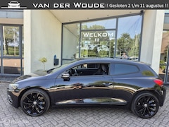 Volkswagen Scirocco - 1.4 TSI Highline '09|Clima|Cruise|LMV
