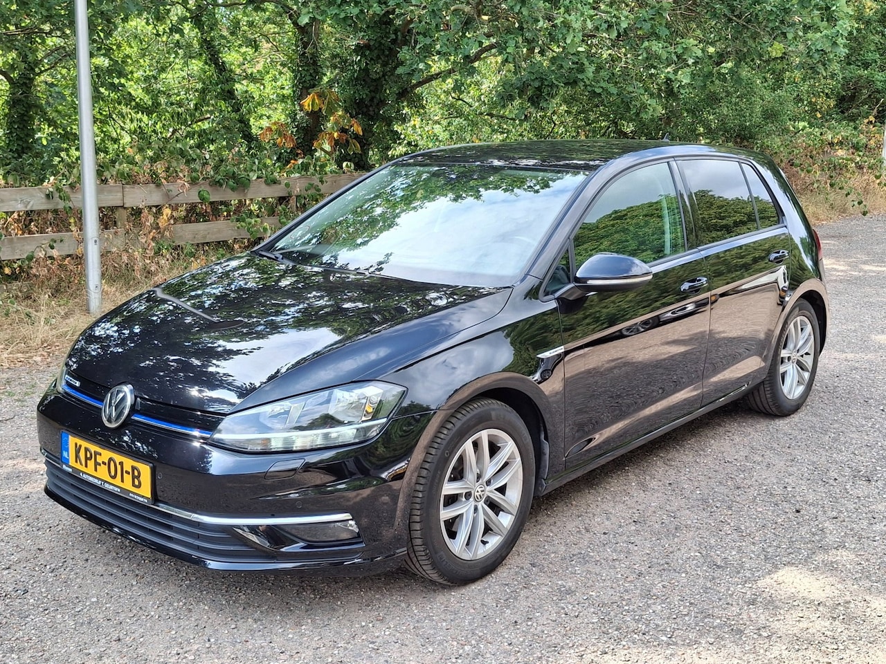 Volkswagen Golf - 1.5 TSI Comfortline Business ACC/Apple carplay - AutoWereld.nl