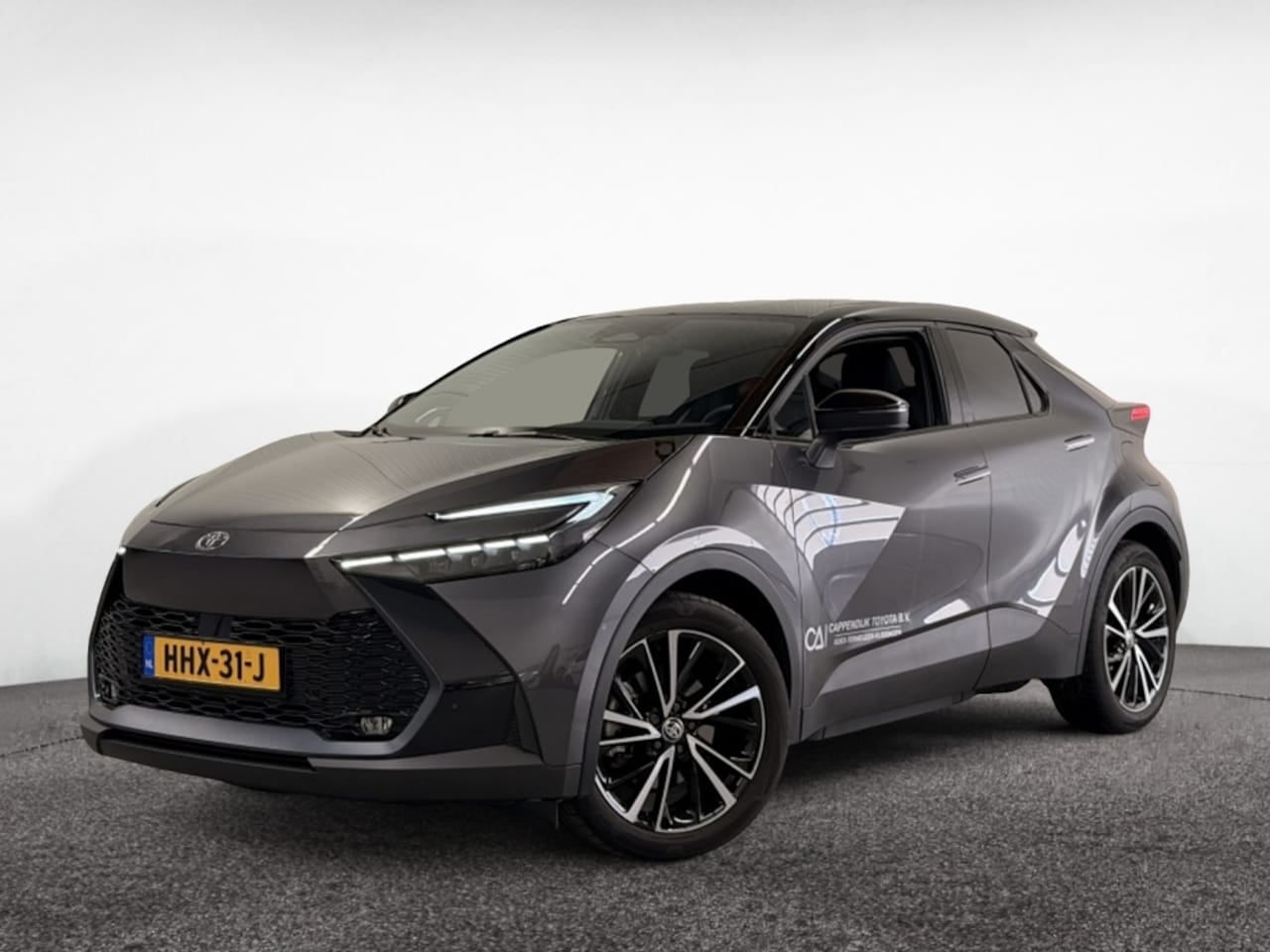 Toyota C-HR - 2.0 PHEV 220 Executive - AutoWereld.nl