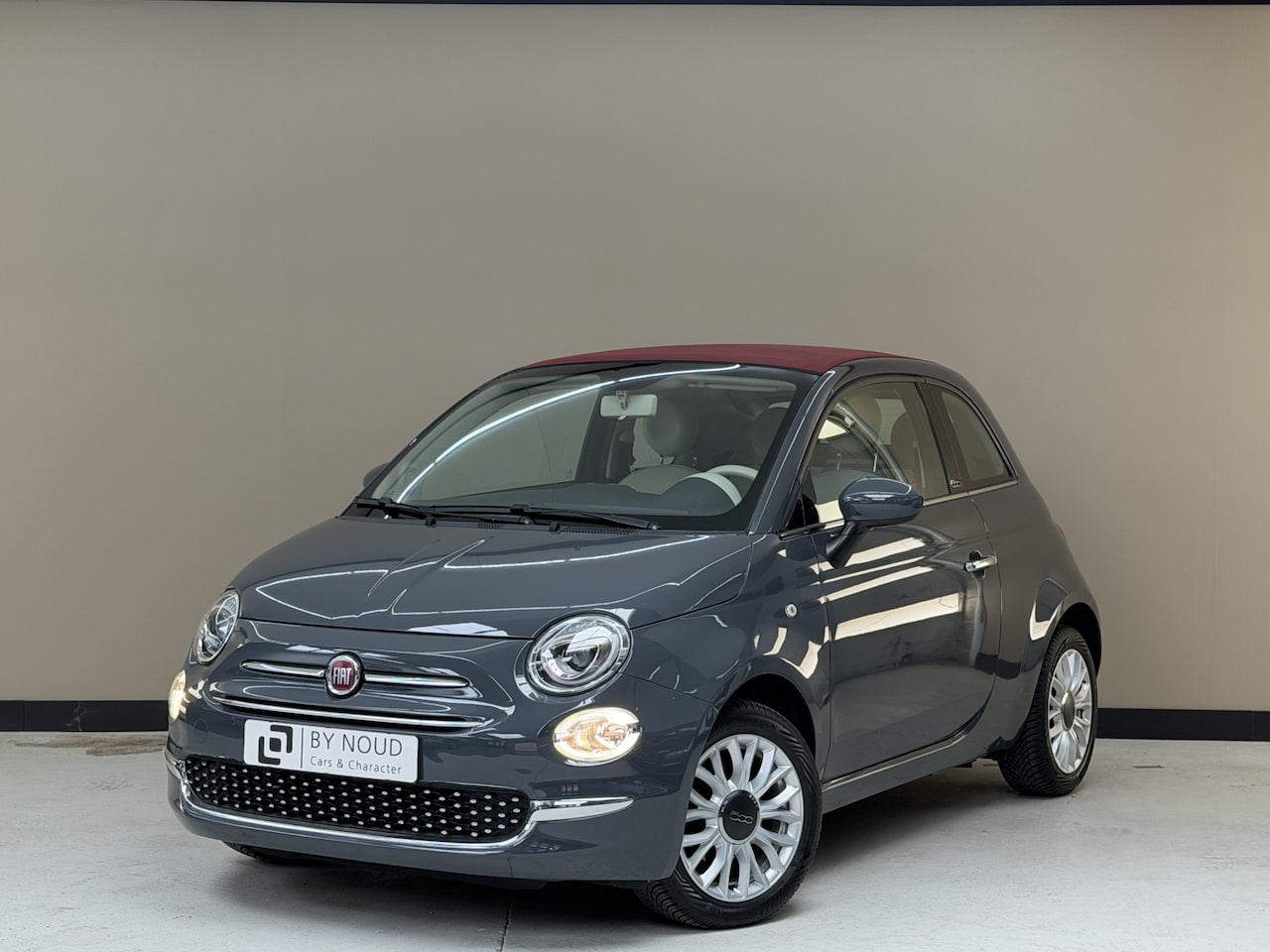 Fiat 500 C - 0.9 TwinAir Turbo Lounge 0.9 TwinAir Turbo Lounge, 81Pk, 2017 Origineel Nederlands, Apple carplay, Cruise control, - AutoWereld.nl