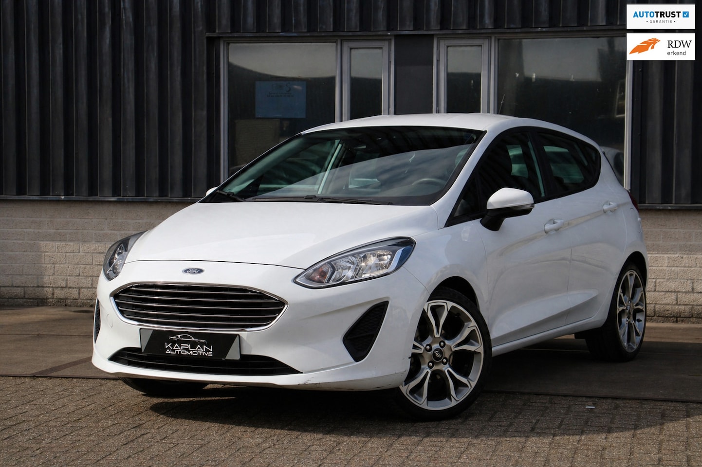 Ford Fiesta - 125PK Titanium Leder Stoel/Stuur/Ruitverw CarPlay Navi Cruise BTW - AutoWereld.nl