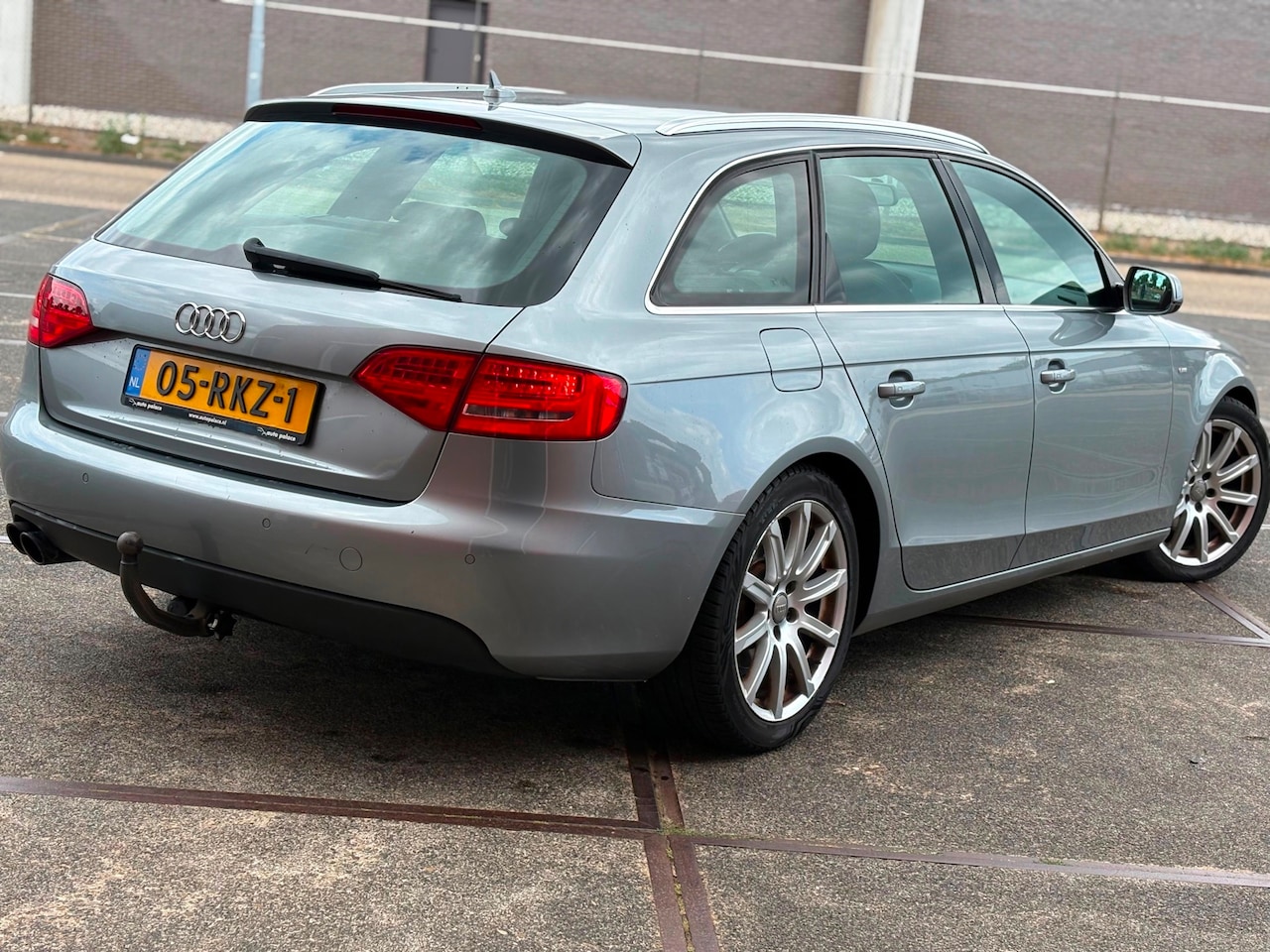 Audi A4 Avant - 1.8 TFSI Pro Line S|Automaat|Navigatie|Trekhaak|S-Line - AutoWereld.nl