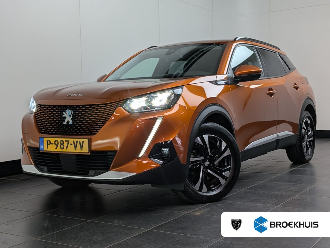 Peugeot e-2008 - EV Allure Pack 50 kWh Airco | AppleCarPlay/ Android Auto | Camera | Cruise Control | DAB | - AutoWereld.nl