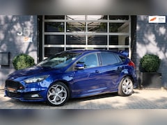 Ford Focus - 2.0 ST-3 250PK NAVI RS XENON