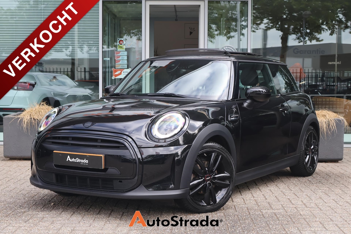 MINI 3-Deurs - Mini (f56) 1.5 Cooper Camden 136pk | LED | Pano | Climate | Cruise | Virtual | Navigatie | - AutoWereld.nl