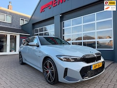 BMW 3-serie Touring - 320e M-Sport Performance / Pano / Hud / 360 Cam / H&K / Full Black