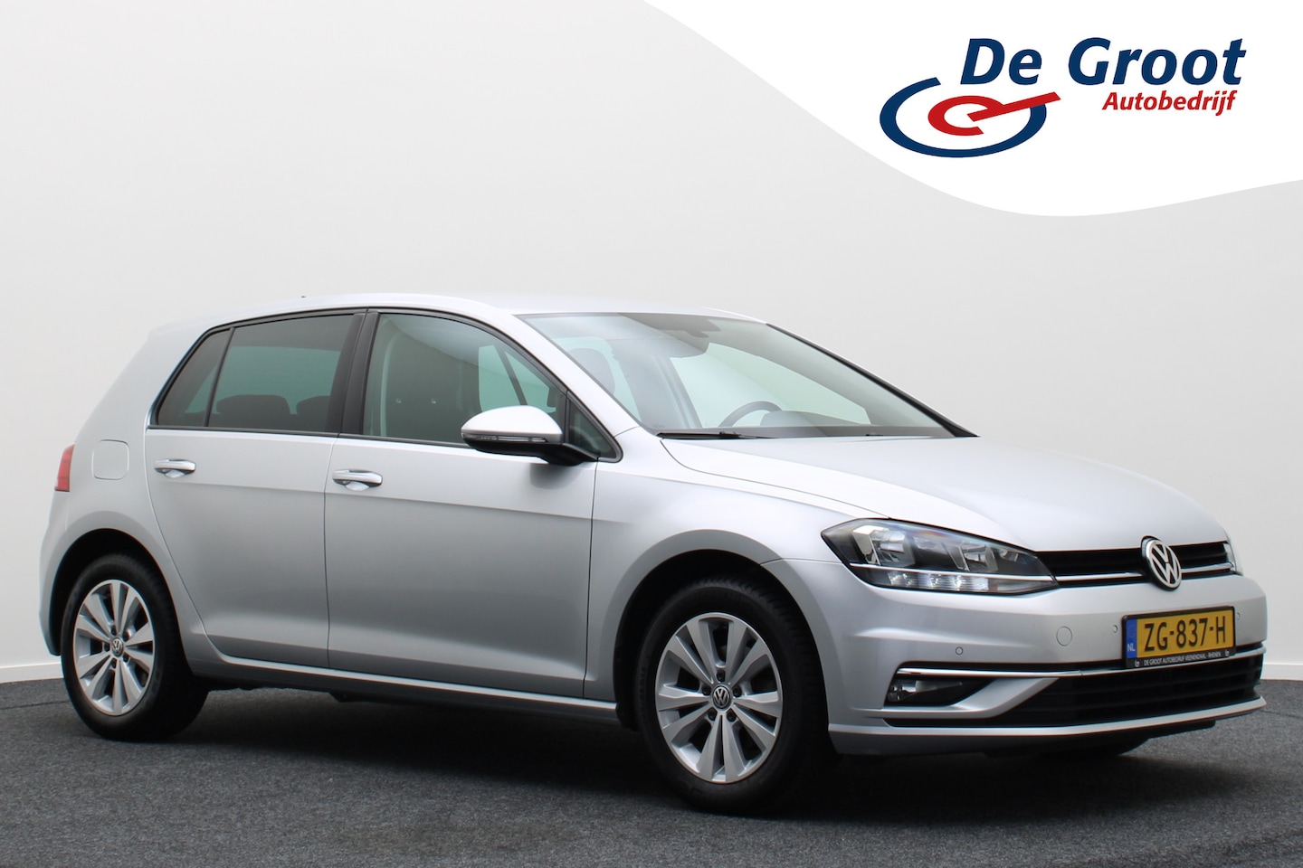 Volkswagen Golf - 1.0 TSI DSG Comfortline Climate, ACC, Navigatie, Apple CarPlay, Camera, PDC, Front Assist - AutoWereld.nl