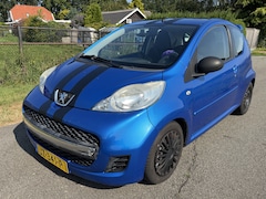 Peugeot 107 - 1.0-12V Sublime Airco / Half Leer