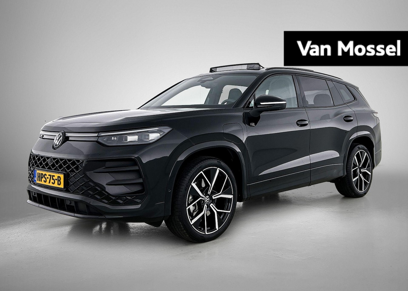 Volkswagen Tayron - 1.5 eHybrid R-Line Edition | 204 PK | Automaat | Stoel en Stuurverwarming | Black Style | - AutoWereld.nl