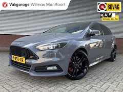 Ford Focus - 2.0 ST|Keyless|Camera|Sony|Winterpack|Stealth Grey|