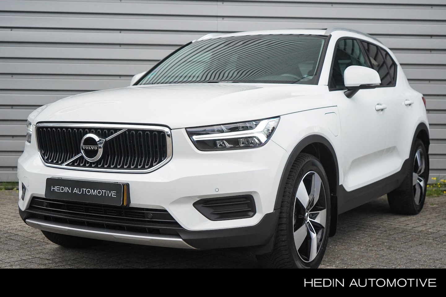 Volvo XC40 - 1.5 T5 Twin Engine Momentum Pro | Panoramadak | Trekhaak semi electrisch inklapbaar | Stoe - AutoWereld.nl