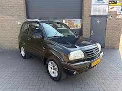 Suzuki Grand Vitara - 2.0 Metal Top Wide Body