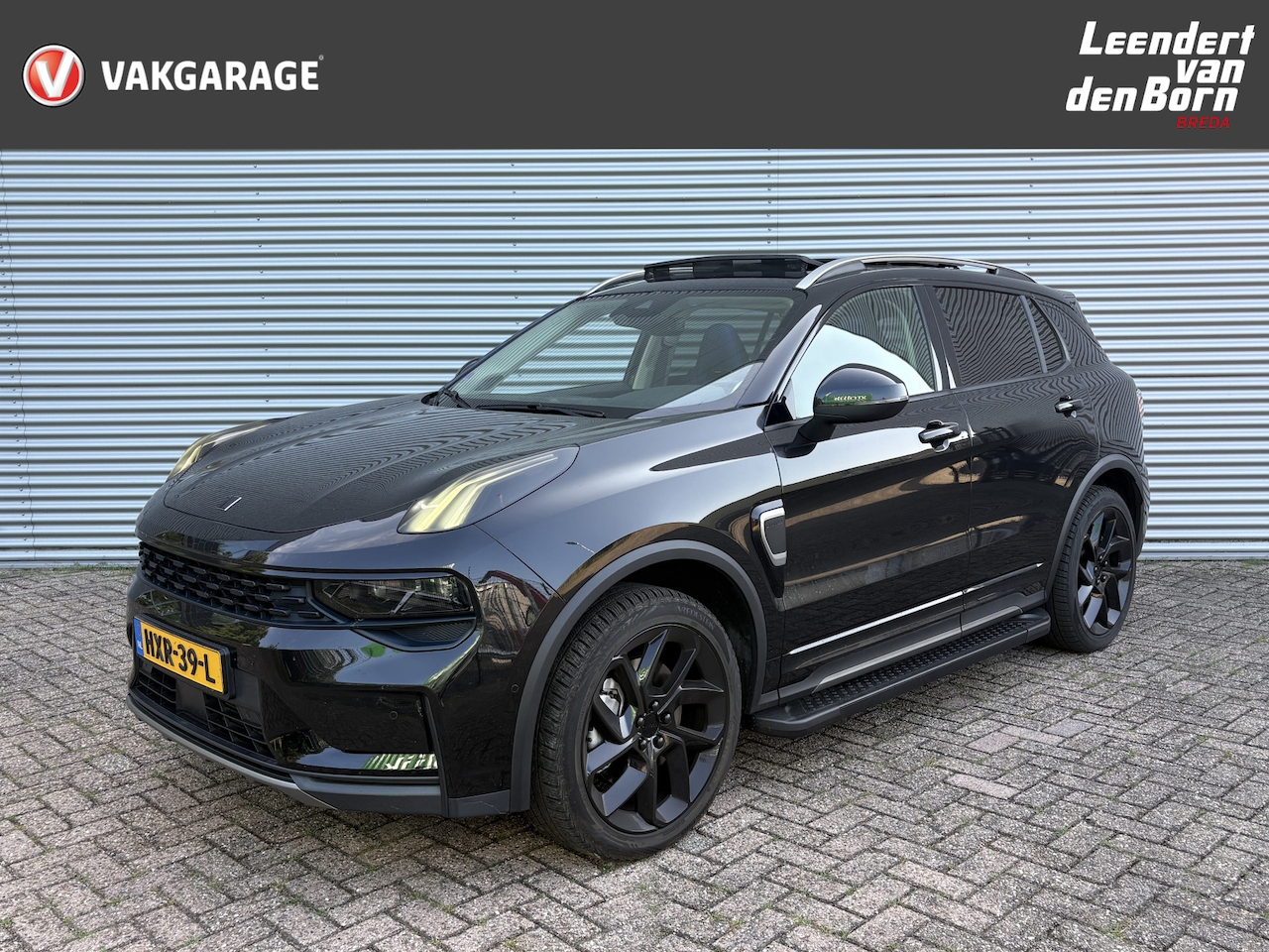 Lynk & Co 01 - 1.5 Black Edition | Stoel verw. | Navi  | Panorama Dak | Automaat  | Camera | Cruise | App - AutoWereld.nl