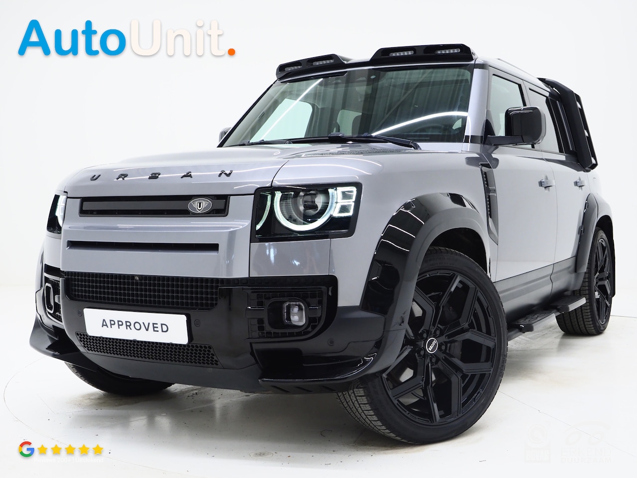 Land Rover Defender 110 - 2.0 P400e 110 Urban WideTrack Look | Panoramadak | Explorer Pack | Sidesteps | Lightbar | - AutoWereld.nl