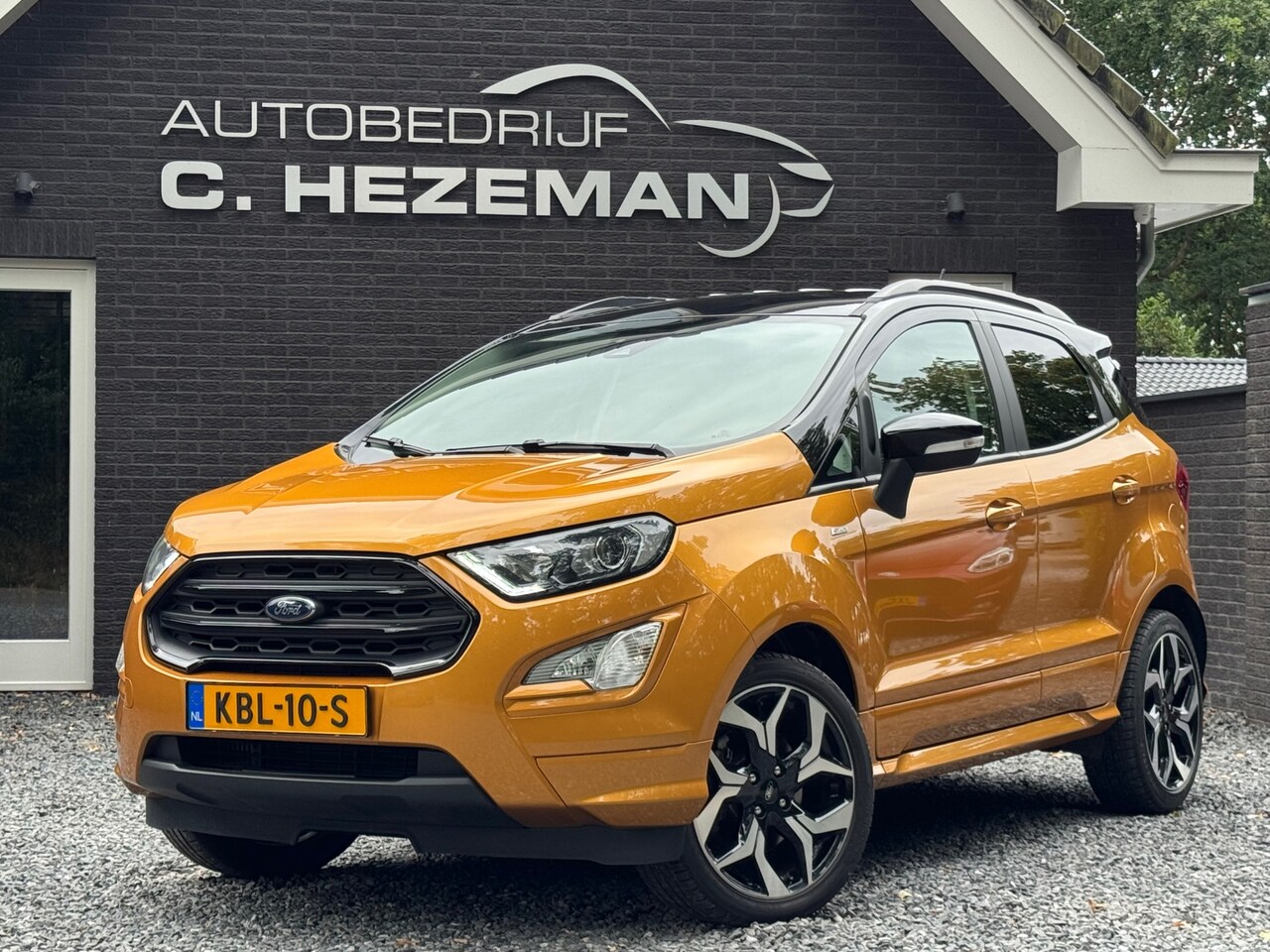 Ford EcoSport - 1.0 125PK ST-Line 1E EIG 19'' LMV NAVI CRUISEC CLIMAC LEDER ALCANTARA - AutoWereld.nl