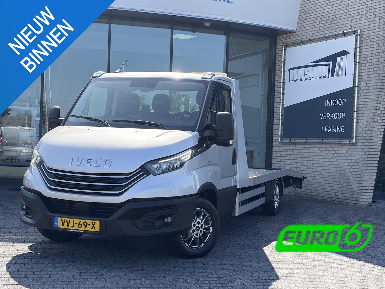 Iveco Daily - 35S21H 3.0 410*ECC*HAAK*AUTO.*TACHO*LMV*LIER*NAVI* - AutoWereld.nl
