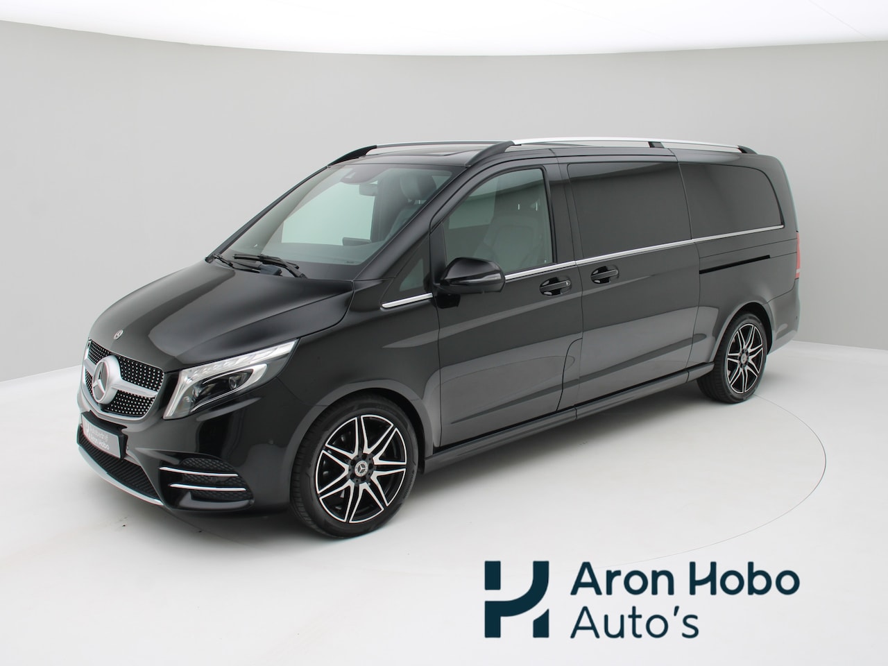 Mercedes-Benz V-klasse - 300d Extra Lang DC AMG Memory, Distronic, Trekhaak, Burmester - AutoWereld.nl